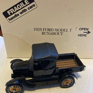 Danbury Mint 1925 Ford Model T Runabout